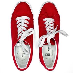 NEW LOOK canvas lace up sneakers